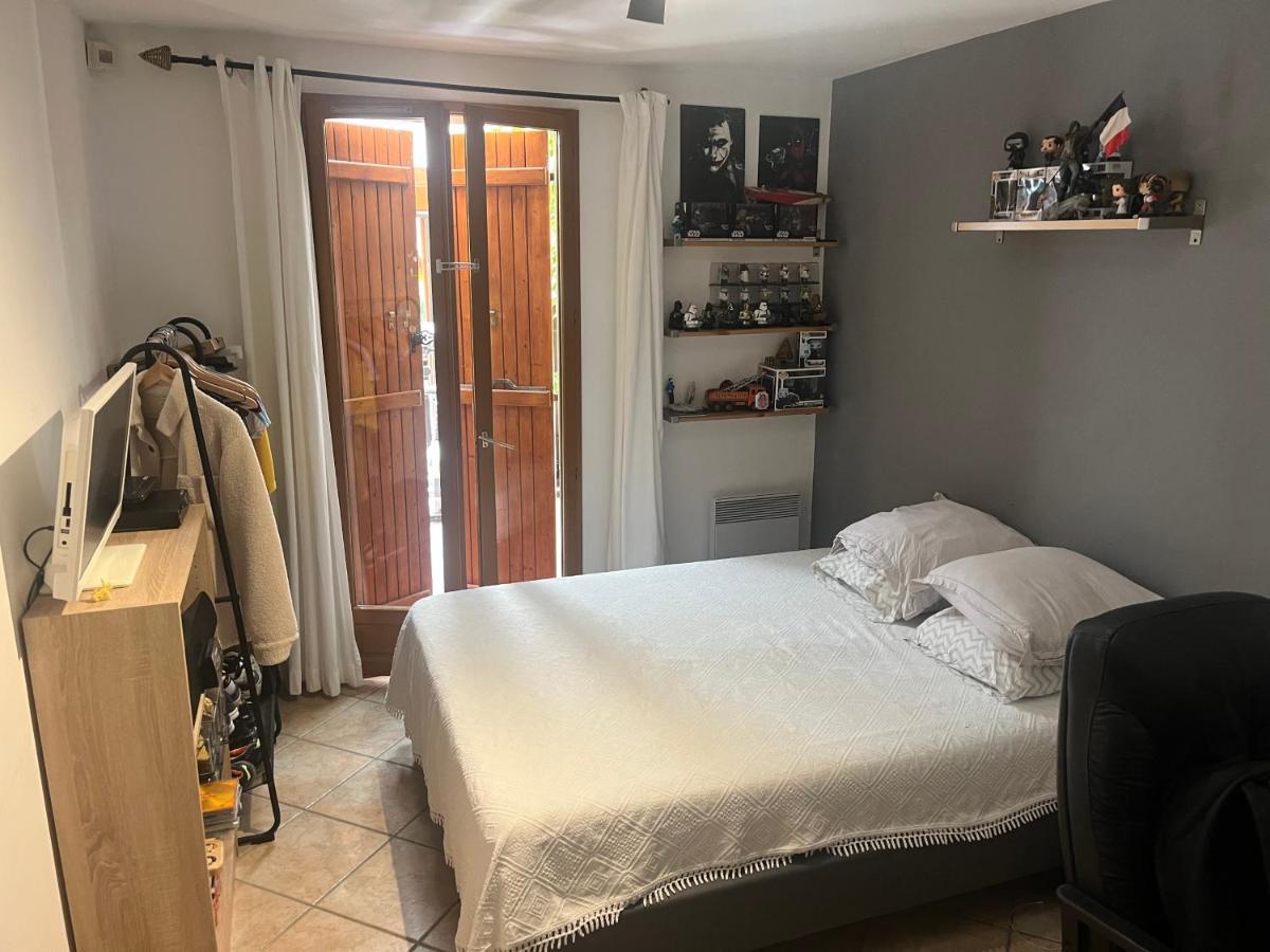 Chez Guy Bed & Breakfast Марсилия Екстериор снимка